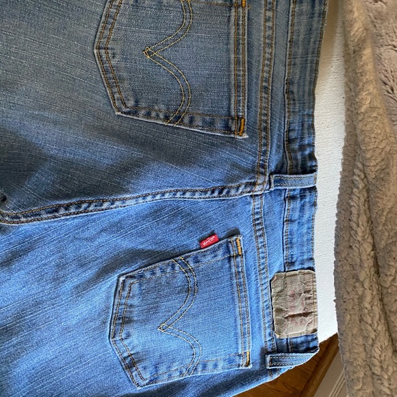 SOLD Vintage Levi’s blue jeans - Picture 4 of 5